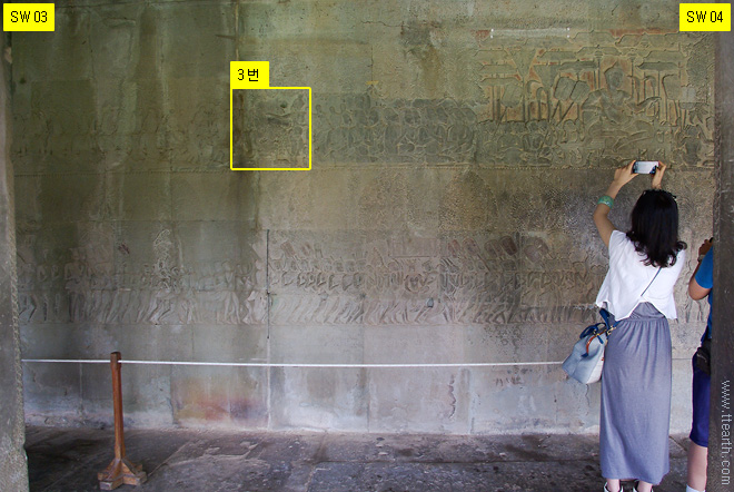 앙코르 와트, 수리야 바르만 2세 회랑, 4번째 기둥