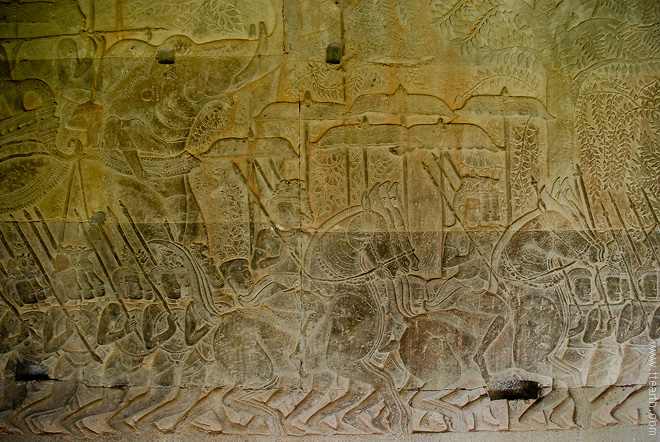 앙코르 와트, 수리야 바르만 2세 회랑, 12번째 기둥