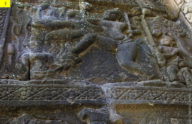 바푸욘 남쪽 고푸라, 비슈누 신