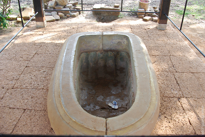 프놈 바켕, 부처의 발바닥