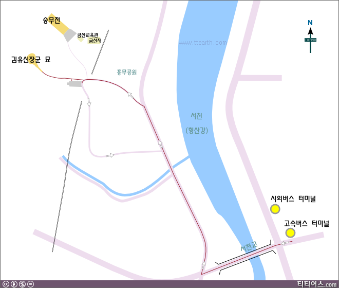 김유신 장군 묘 가는 길