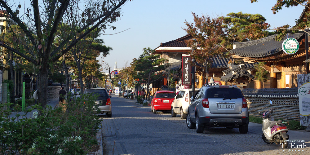 전주 한옥 마을, 은행로