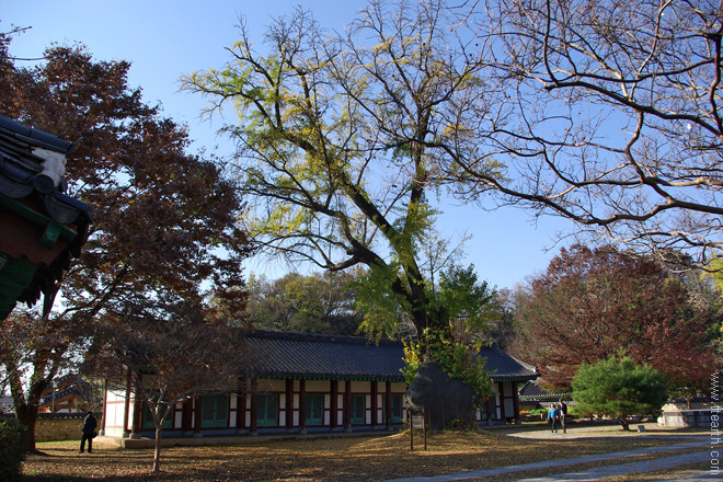 전주 향교, 서무, 전주 한옥 마을