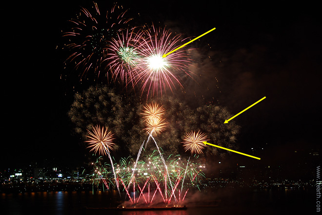 서울 세계 불꽃 축제 사진, 검은색 가림막 이용