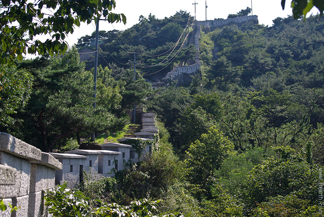 서울 성곽, 인왕산길