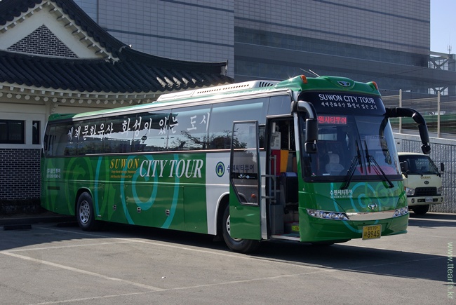 수원 시티 투어 버스 모습